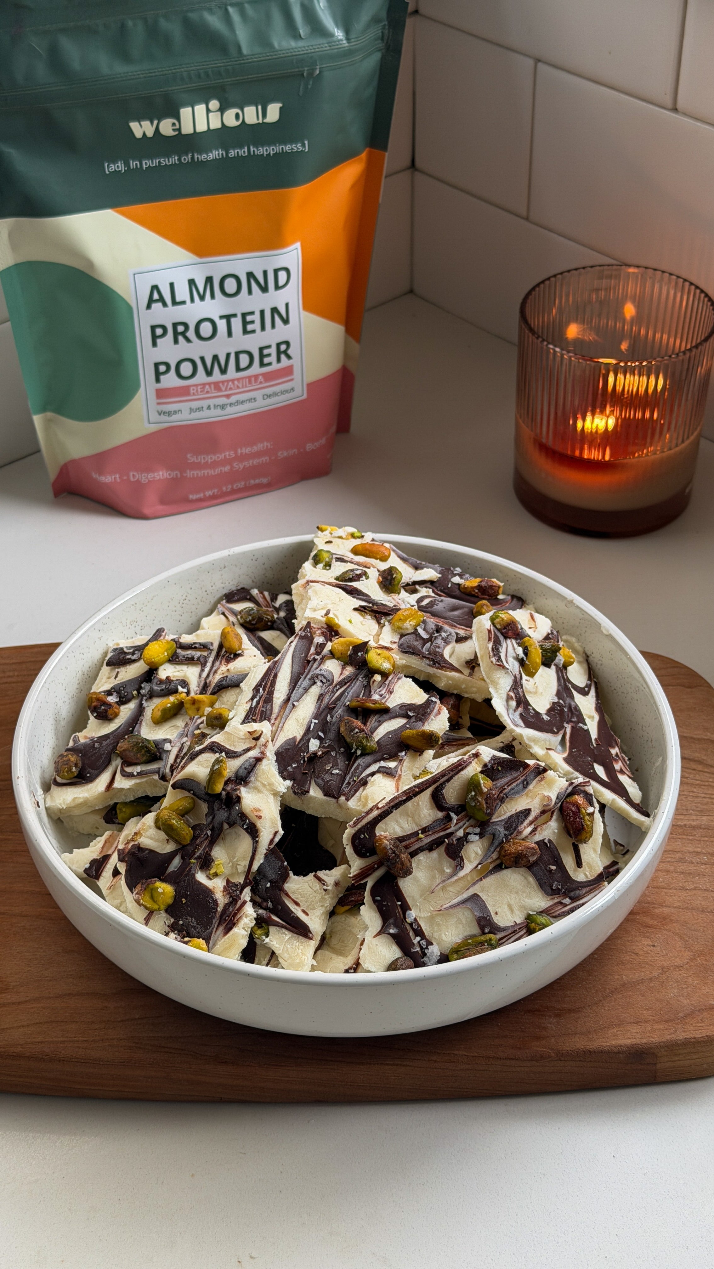 Chocolate Pistachio Frozen Yogurt Bark